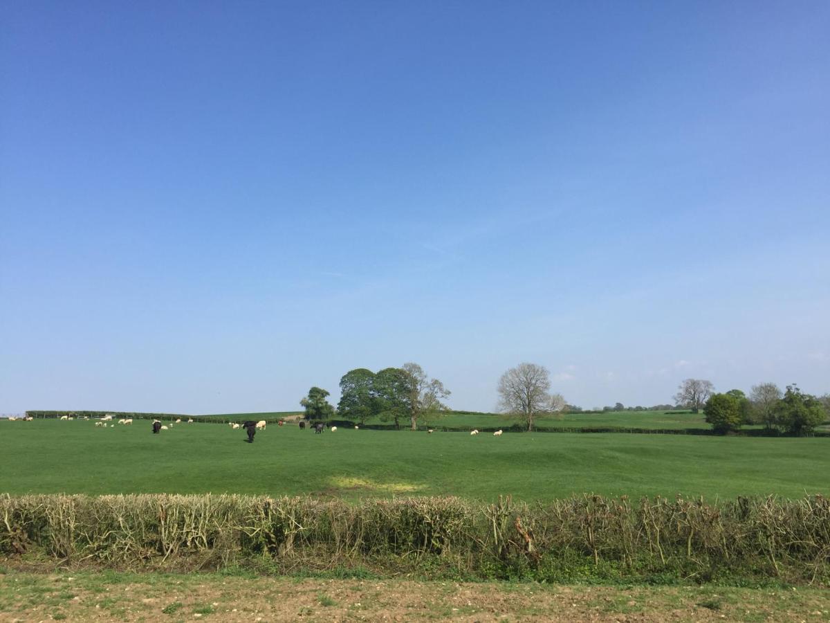 Villa Weatherhead Farm Shepherds Hut Buckingham Exterior foto